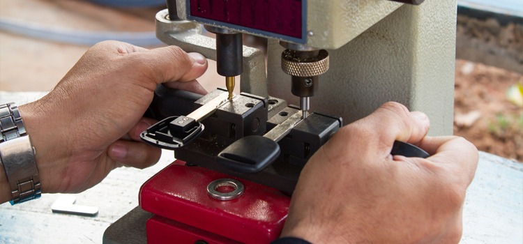 Locksmith Makes New Car Key in Caliente, NV
